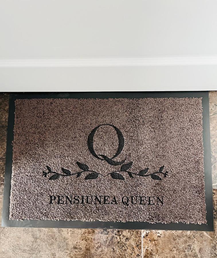 Pensiunea Queen Remetea Mare Bagian luar foto