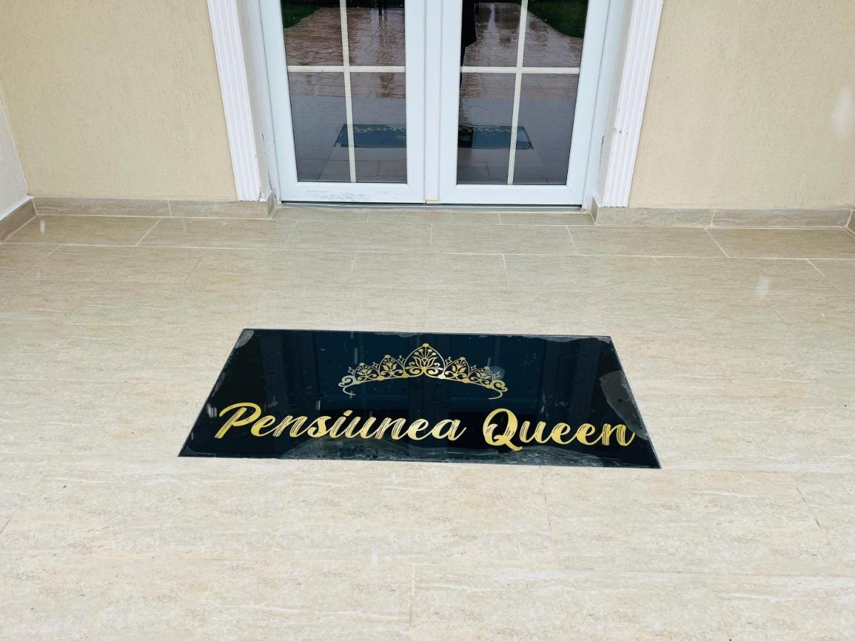Pensiunea Queen Remetea Mare Bagian luar foto