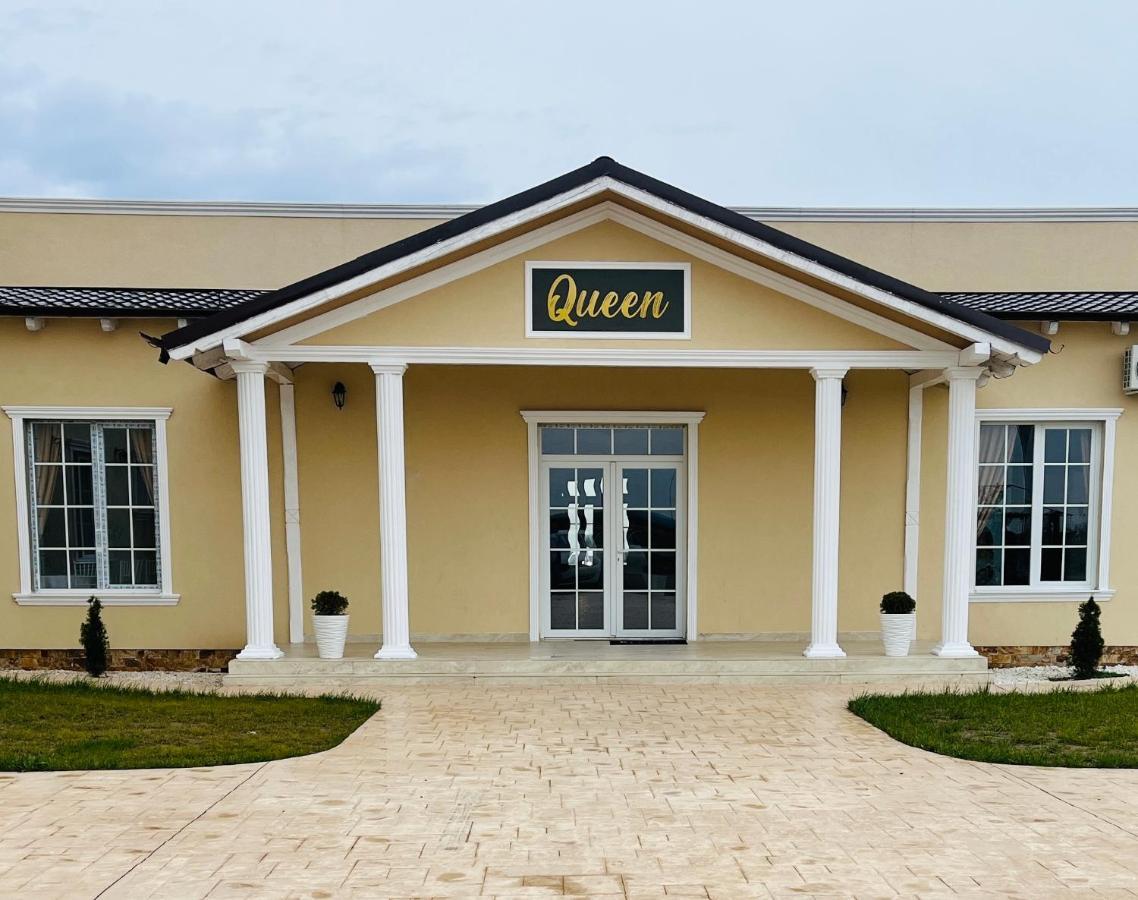 Pensiunea Queen Remetea Mare Bagian luar foto